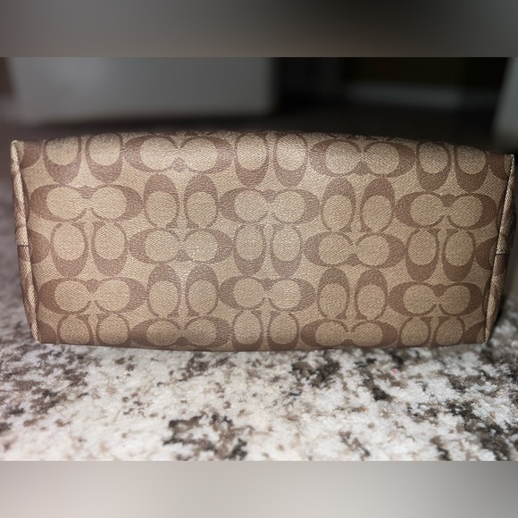 Authentic COACH Handbag Gallery Tote Signature Design Brown Black Zipper - Picture 2 of 16